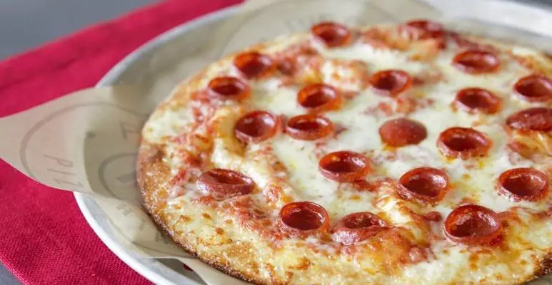 Piology Pepperoni Pizza